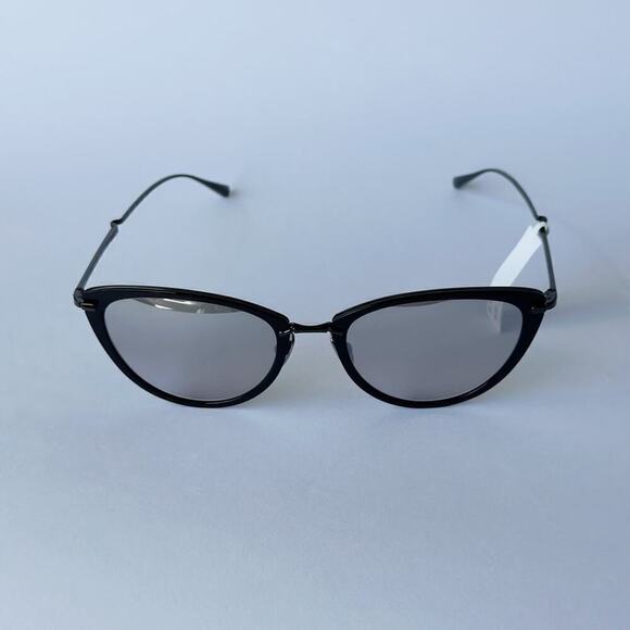 Garrett LeightCat Eye Beverly S Black Sunglasses with the case - Picture 3 of 9